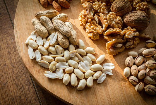 10 Health Benefits from Eating Nuts Regularly